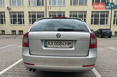 Універсал Skoda Octavia 2011 в Харкові