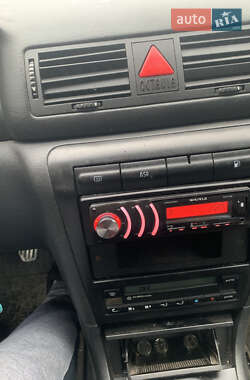 Лифтбек Skoda Octavia 2002 в 