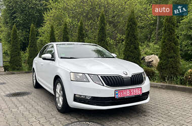Ліфтбек Skoda Octavia 2017 в Львові