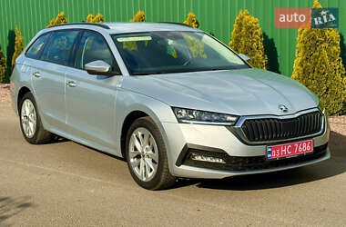 Универсал Skoda Octavia 2021 в 