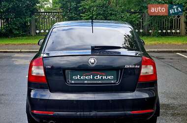 Ліфтбек Skoda Octavia 2012 в 