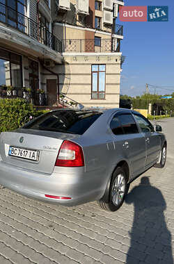 Лифтбек Skoda Octavia 2010 в 