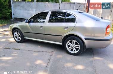 Лифтбек Skoda Octavia 2008 в 