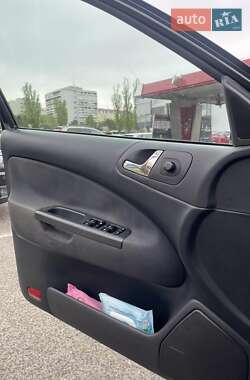 Ліфтбек Skoda Octavia 2001 в 