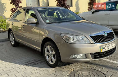 Лифтбек Skoda Octavia 2013 в 