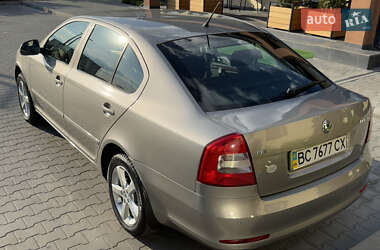 Лифтбек Skoda Octavia 2013 в 