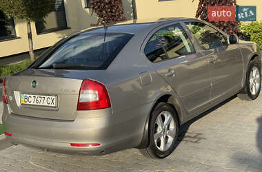 Лифтбек Skoda Octavia 2013 в 