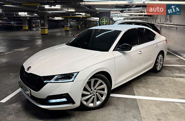 Лифтбек Skoda Octavia 2020 в 
