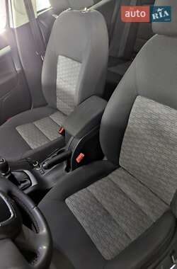 Универсал Skoda Octavia 2010 в 