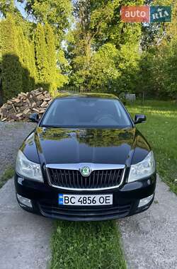 Лифтбек Skoda Octavia 2010 в Львове