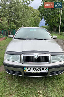 Ліфтбек Skoda Octavia 2001 в 