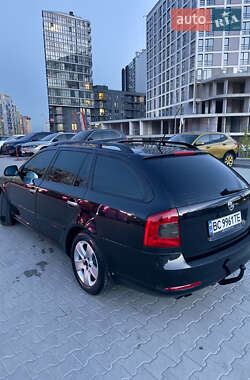 Универсал Skoda Octavia 2009 в 