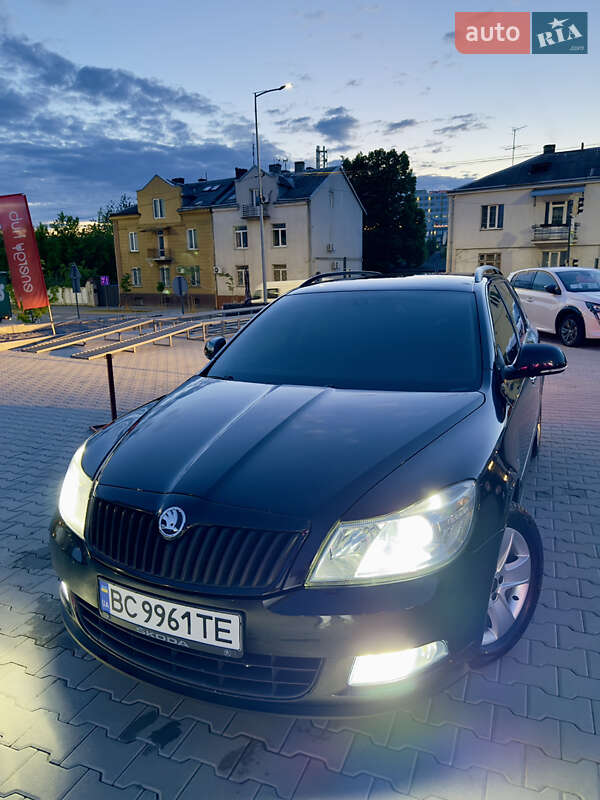 Универсал Skoda Octavia 2009 в Львове