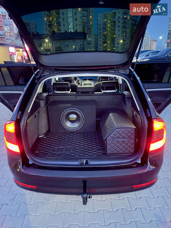 Универсал Skoda Octavia 2009 в Львове