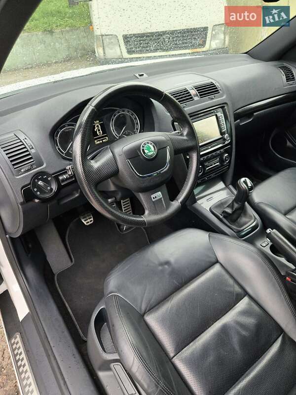 Універсал Skoda Octavia 2012 в Кам'янському
