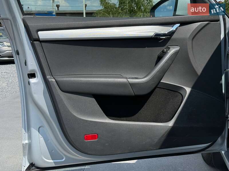 Універсал Skoda Octavia 2015 в Рівному