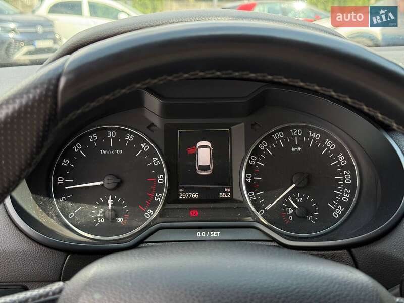 Універсал Skoda Octavia 2015 в Рівному