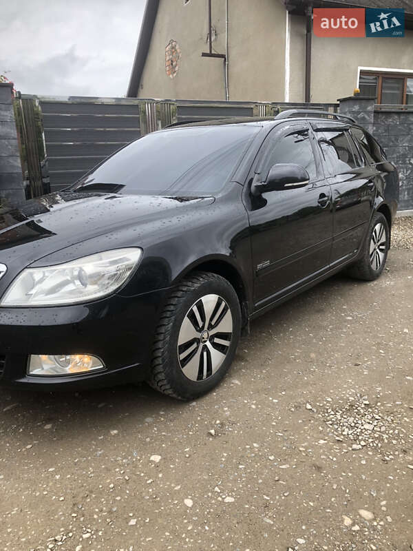 Универсал Skoda Octavia 2009 в Хусте