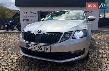 Универсал Skoda Octavia 2018 в Самборе