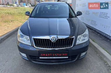 Универсал Skoda Octavia 2010 в 
