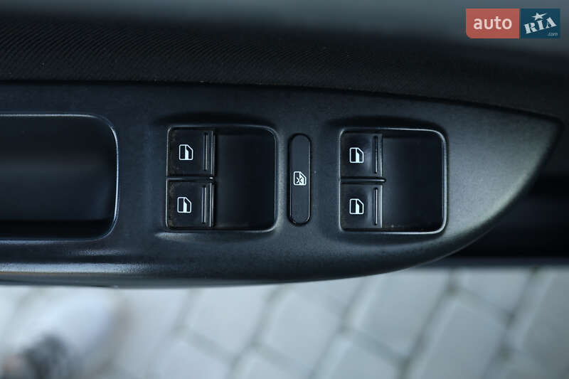 Универсал Skoda Octavia 2012 в Чемеровцах