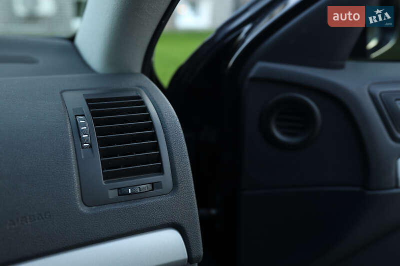 Универсал Skoda Octavia 2012 в Чемеровцах