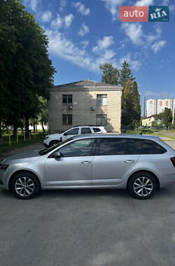 Универсал Skoda Octavia 2019 в 