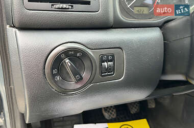 Лифтбек Skoda Octavia 2004 в 