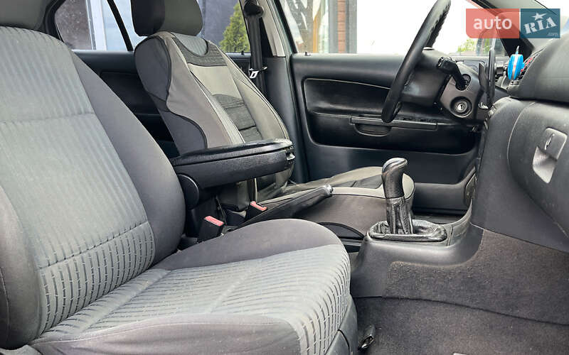 Лифтбек Skoda Octavia 2004 в Коломые