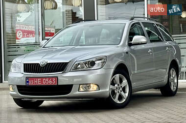 Універсал Skoda Octavia 2011 в Житомирі
