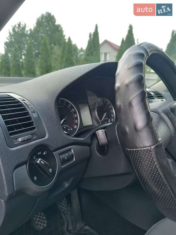 Универсал Skoda Octavia 2012 в Любомле