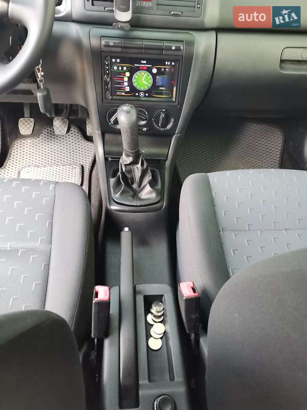 Лифтбек Skoda Octavia 2008 в Сумах