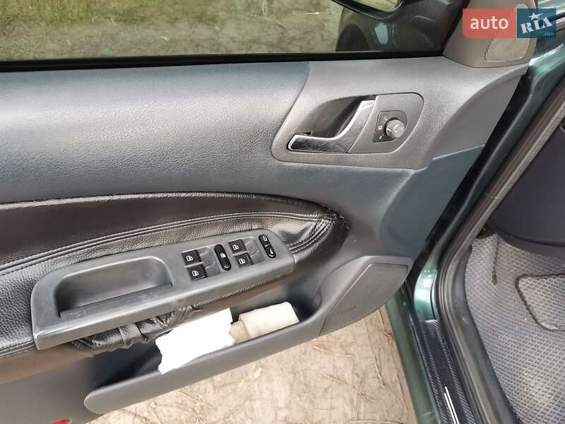 Лифтбек Skoda Octavia 2008 в Сумах