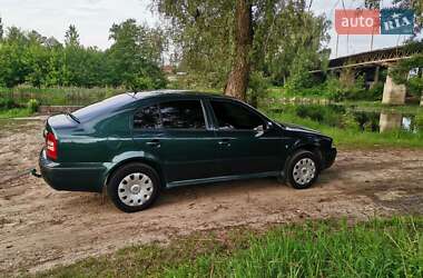 Лифтбек Skoda Octavia 2008 в 