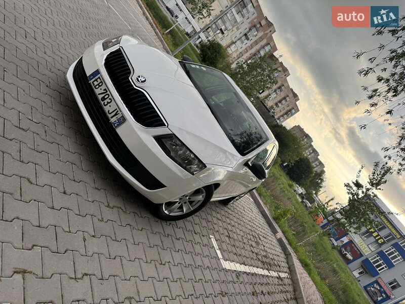 Лифтбек Skoda Octavia 2016 в Хмельницком