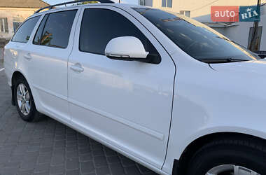 Универсал Skoda Octavia 2012 в 