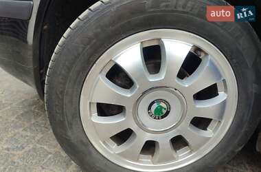 Универсал Skoda Octavia 2003 в 