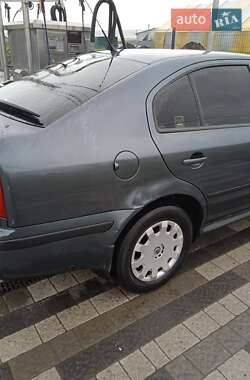 Лифтбек Skoda Octavia 2010 в 
