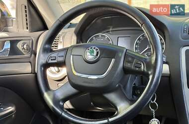 Лифтбек Skoda Octavia 2010 в 