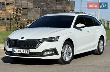 Універсал Skoda Octavia 2021 в 