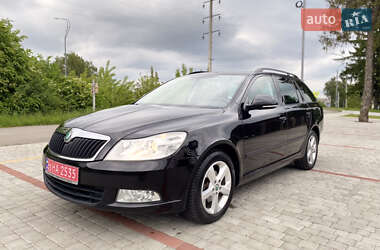 Універсал Skoda Octavia 2012 в 