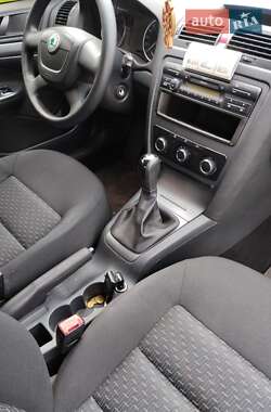 Ліфтбек Skoda Octavia 2012 в 