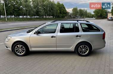 Универсал Skoda Octavia 2012 в 