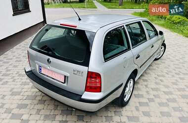 Універсал Skoda Octavia 2000 в 