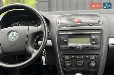 Лифтбек Skoda Octavia 2007 в 