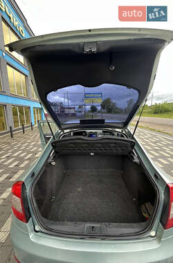 Лифтбек Skoda Octavia 2010 в 