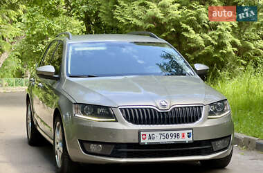Универсал Skoda Octavia 2015 в 
