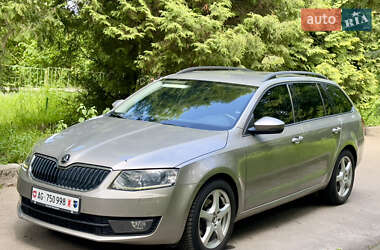 Универсал Skoda Octavia 2015 в 