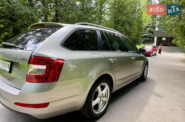 Универсал Skoda Octavia 2015 в 