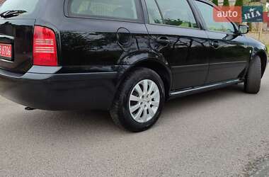 Універсал Skoda Octavia 2001 в 